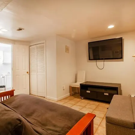 Relaxing, Spacious, Private, Walkable In Petworth! Washington Exterior photo